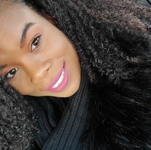 Meet your Posher, Amber